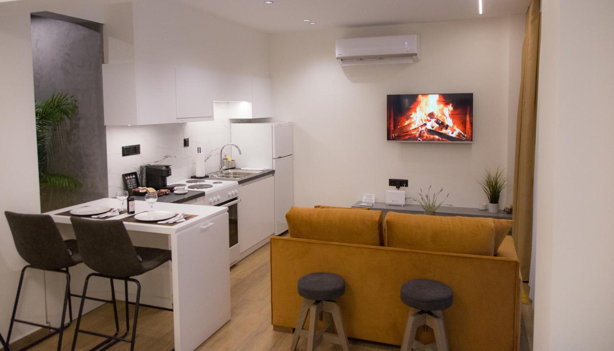 Anasa Studio - Studio Apartment With Yard - Ioannina City Center Экстерьер фото